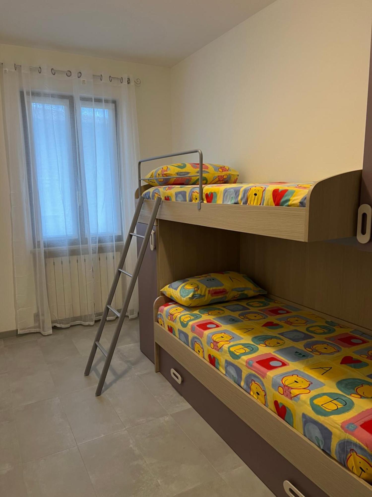 La Vela Apartment Sirmione Exterior photo